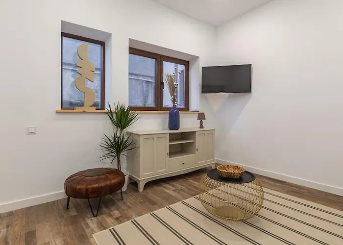 Bright With Garden * Porto