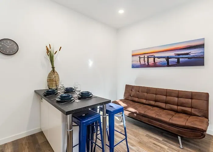 Bright With Garden アパート ポルト