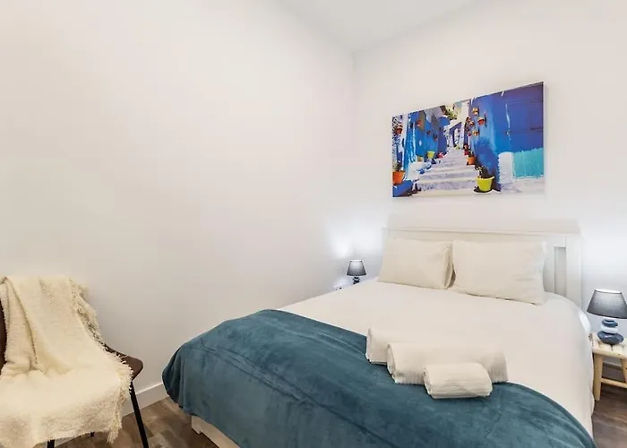 Bright With Garden アパート ポルト