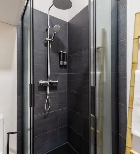 Bright With Garden * Porto